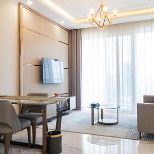 One-Bedroom Executive